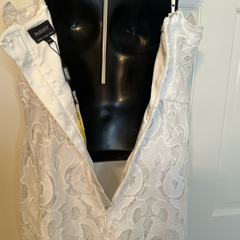 Bardot Women’s Lina White Lace Sheath Spaghetti Strap Dress Size 10 NWT - Picture 6 of 14